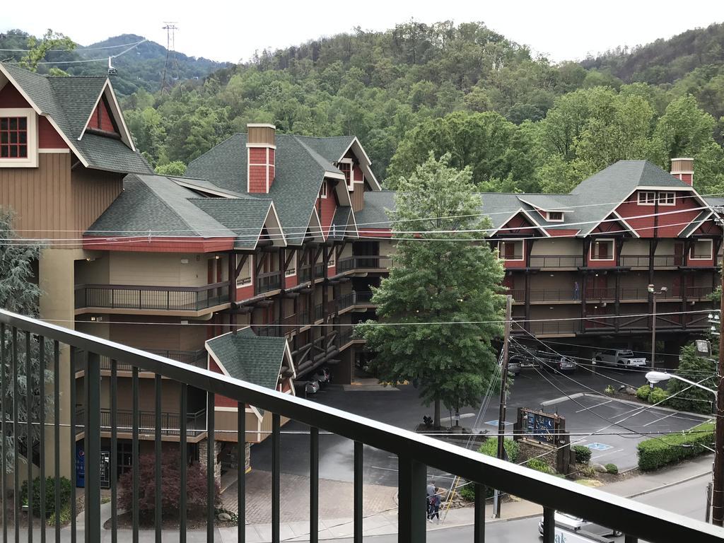 Downtown Gatlinburg Apartment Exteriör bild